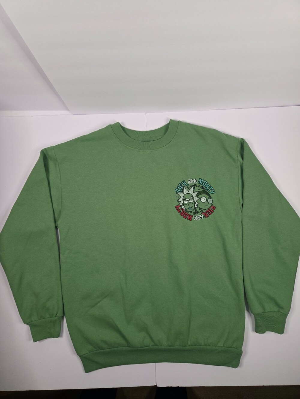 Rick and Morty Green Embroidered Graphic Crewneck Sweatshirt approx Medium